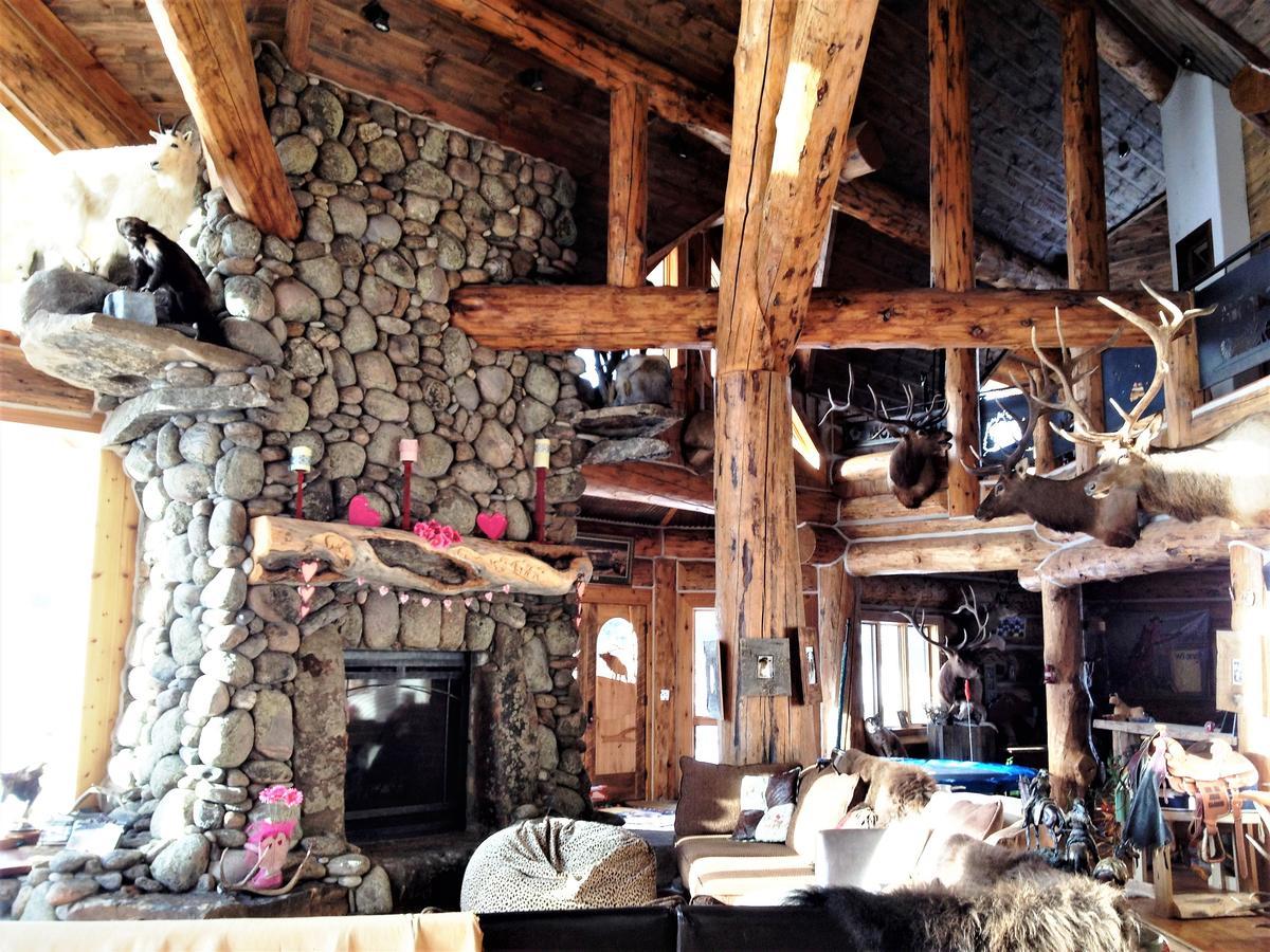 Mcdonald'S Ranch Lodge Gardiner Dış mekan fotoğraf